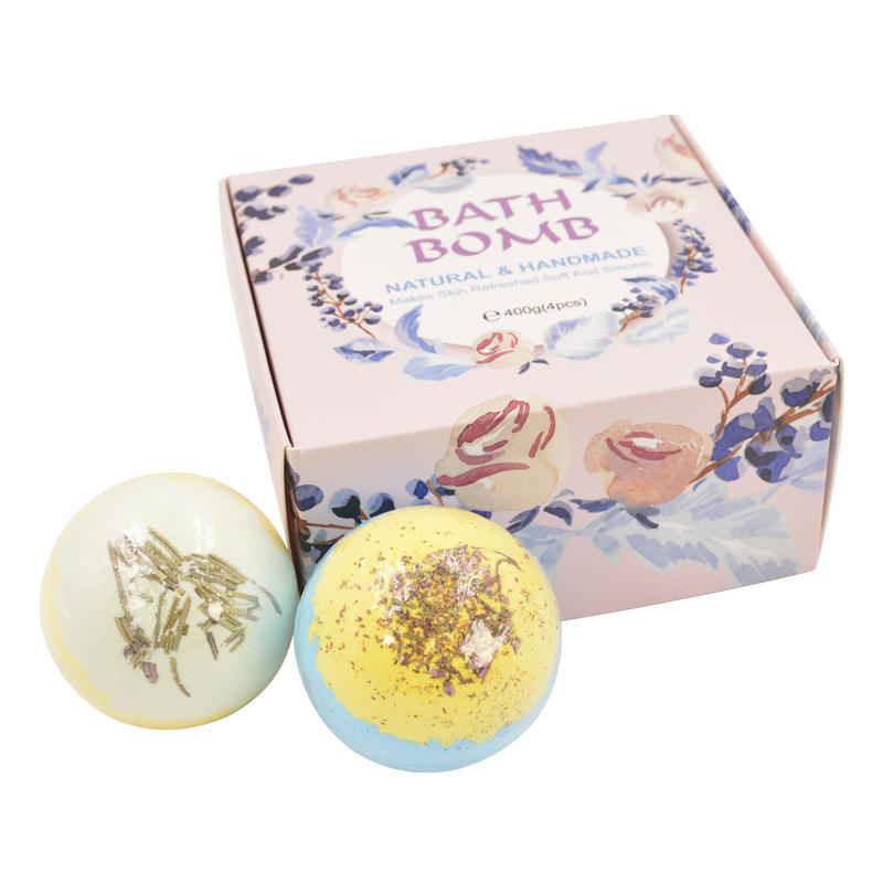 Bombes de bain avec des fleurs séchées en gros