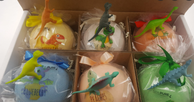 Ensemble de baignoires à œufs de dinosaure. Commande au client américain