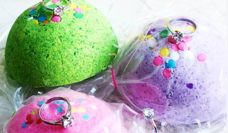 Bombes de bain en vrac avec anneaux en gros de la Chine