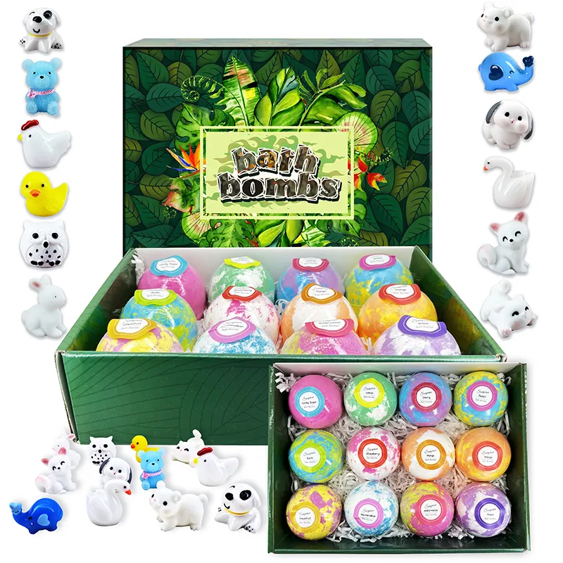 Bombe de bain avec étiquette de parivat de jouets
