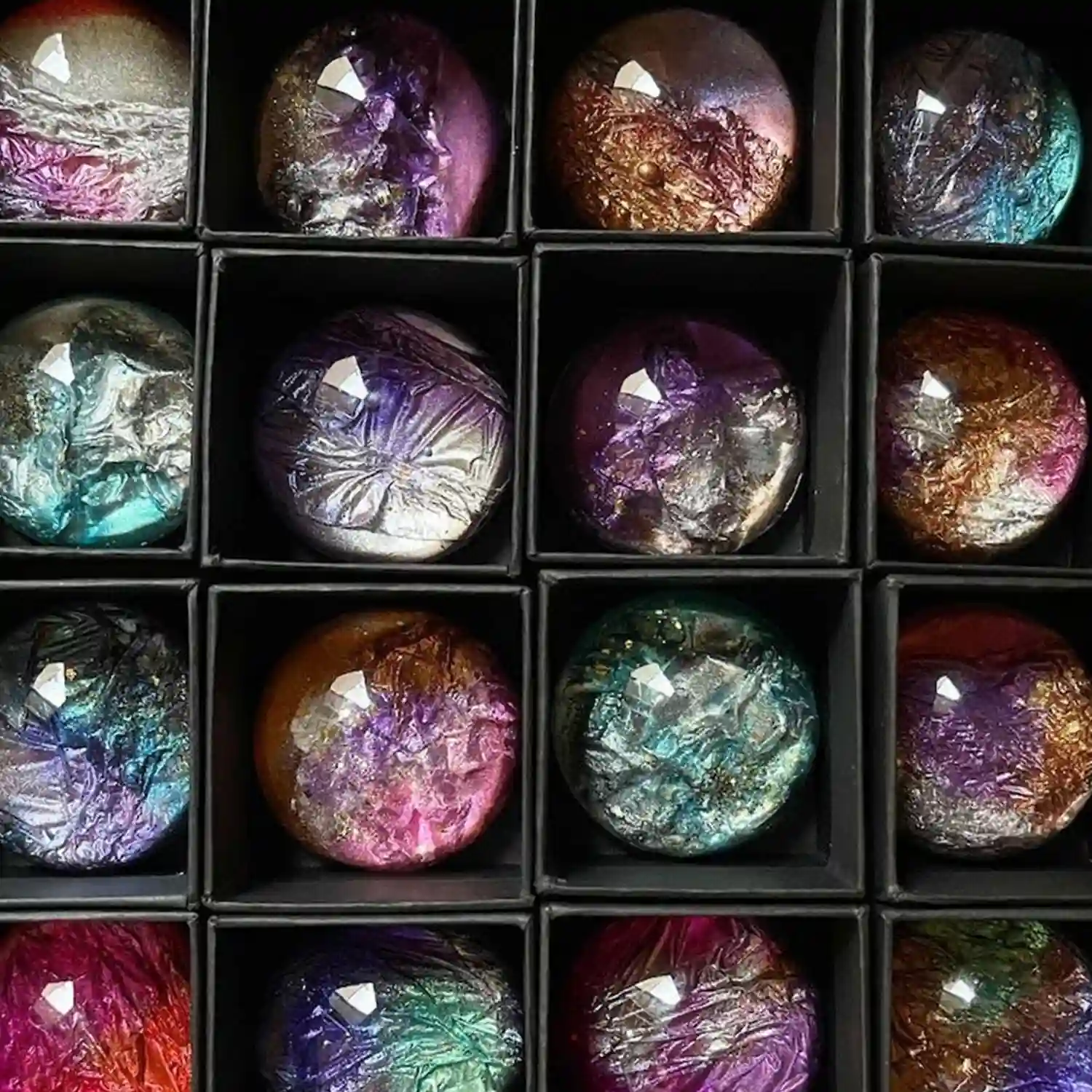 Savon artisanal en pierre précieuse aux acides aminés OEM - Image 2